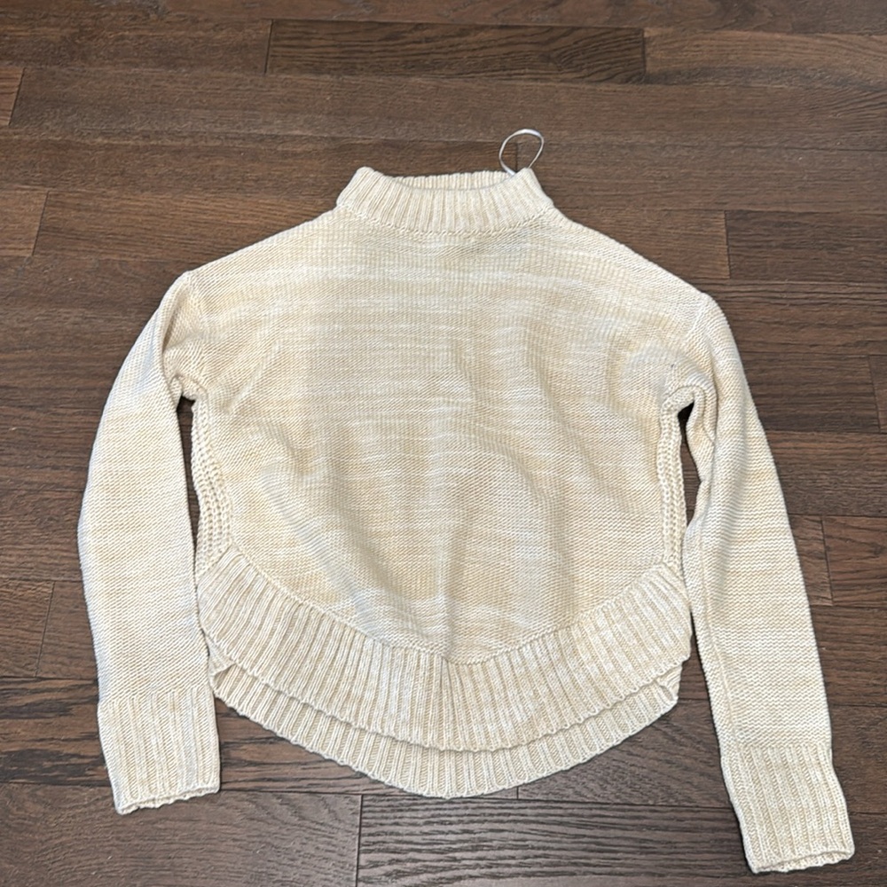 American Rag Sweater - Picture 3 of 3